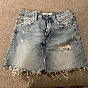 denim skirt